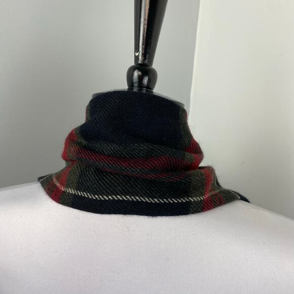 Vintage Plaid Vest Scarf by Regal 100% Zephyr Wool Classic Tartan Unisex - Picture 4 of 5